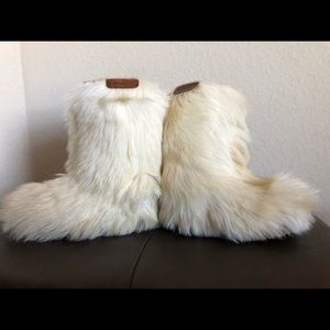 Vintage Oscar Sport Yeti Goat Fur Apres Ski Boots
